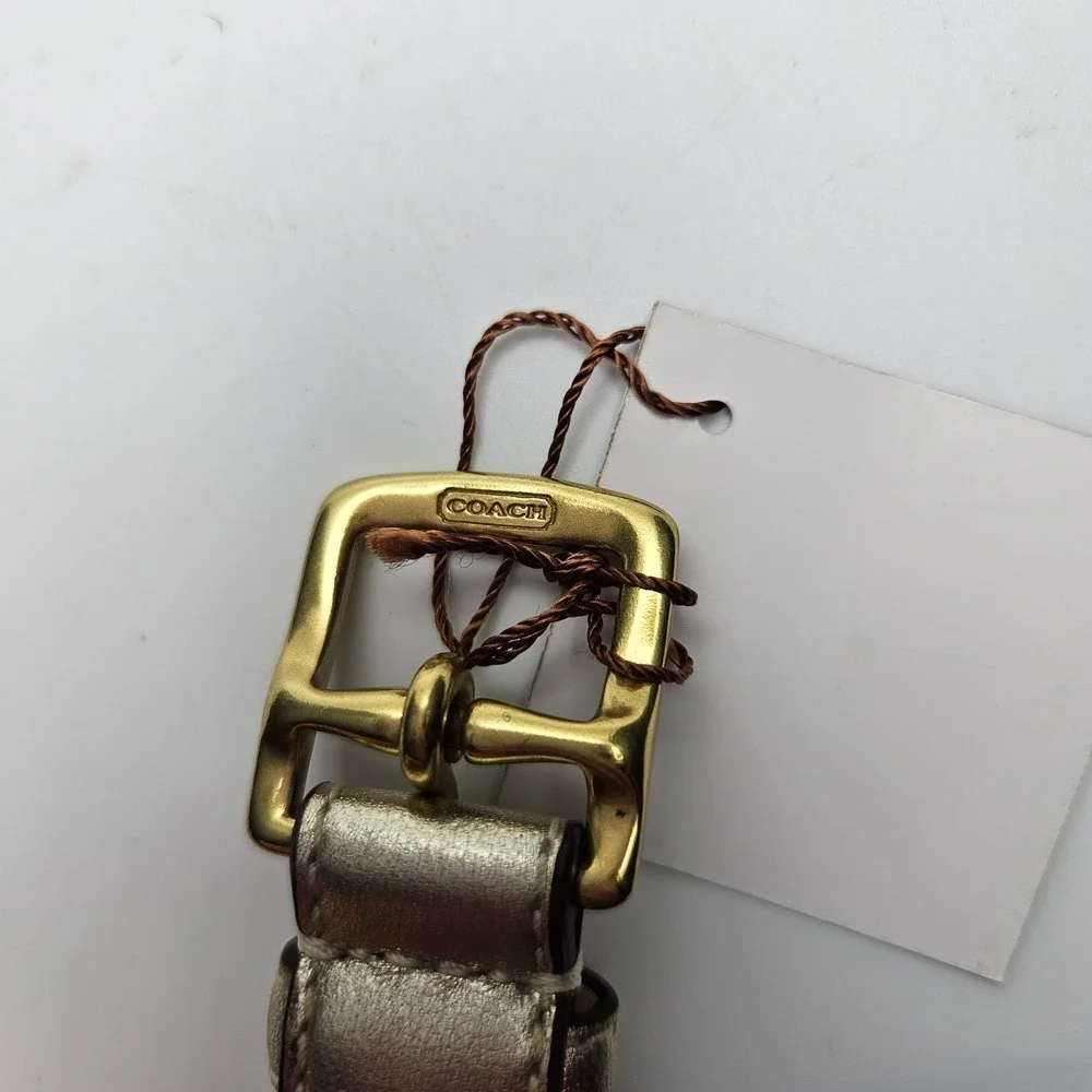 NIB COACH Metallic‎ Gold Turnlock Leather Dog Collar Charm 600900 Small
